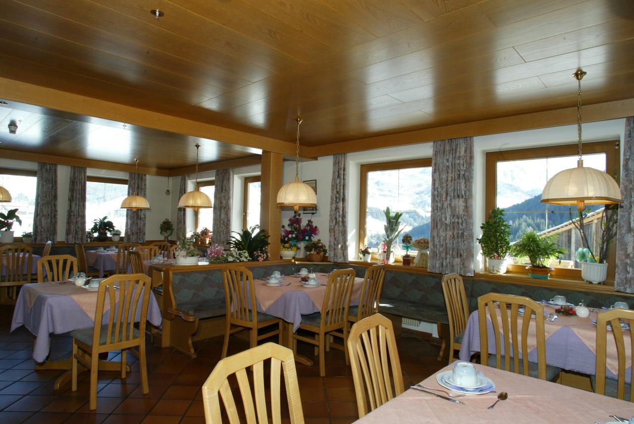Garni Miriam Hotel La Villa  Exterior photo