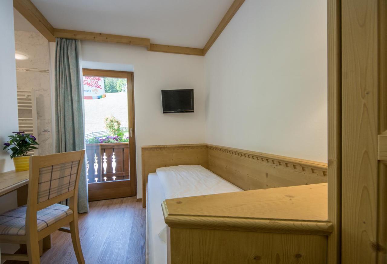 Garni Miriam Hotel La Villa  Exterior photo